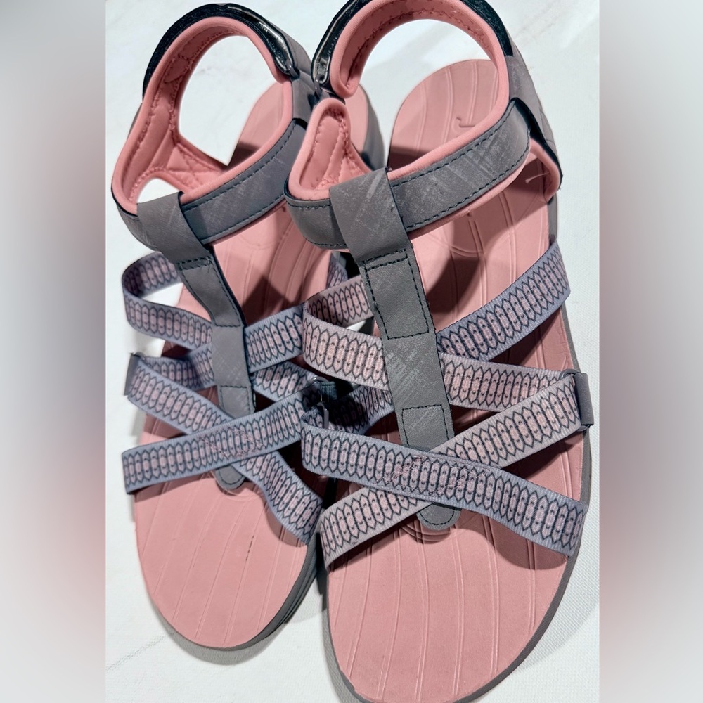 Stylish Women's Sandals in Pink and Gray